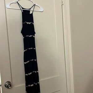 A+ Ellen maxi open back dress size: XS